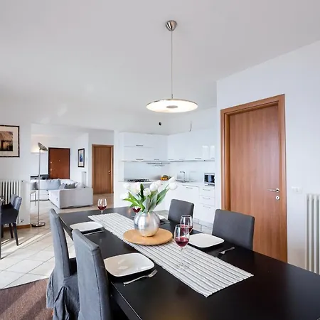 Jewel Apartment Perledo